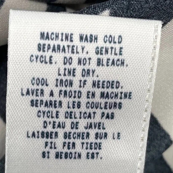 Guess Jeans Zebra Print Silky Short Sleeve Button Front Ruched Collared Blouse - Picture 8 of 14